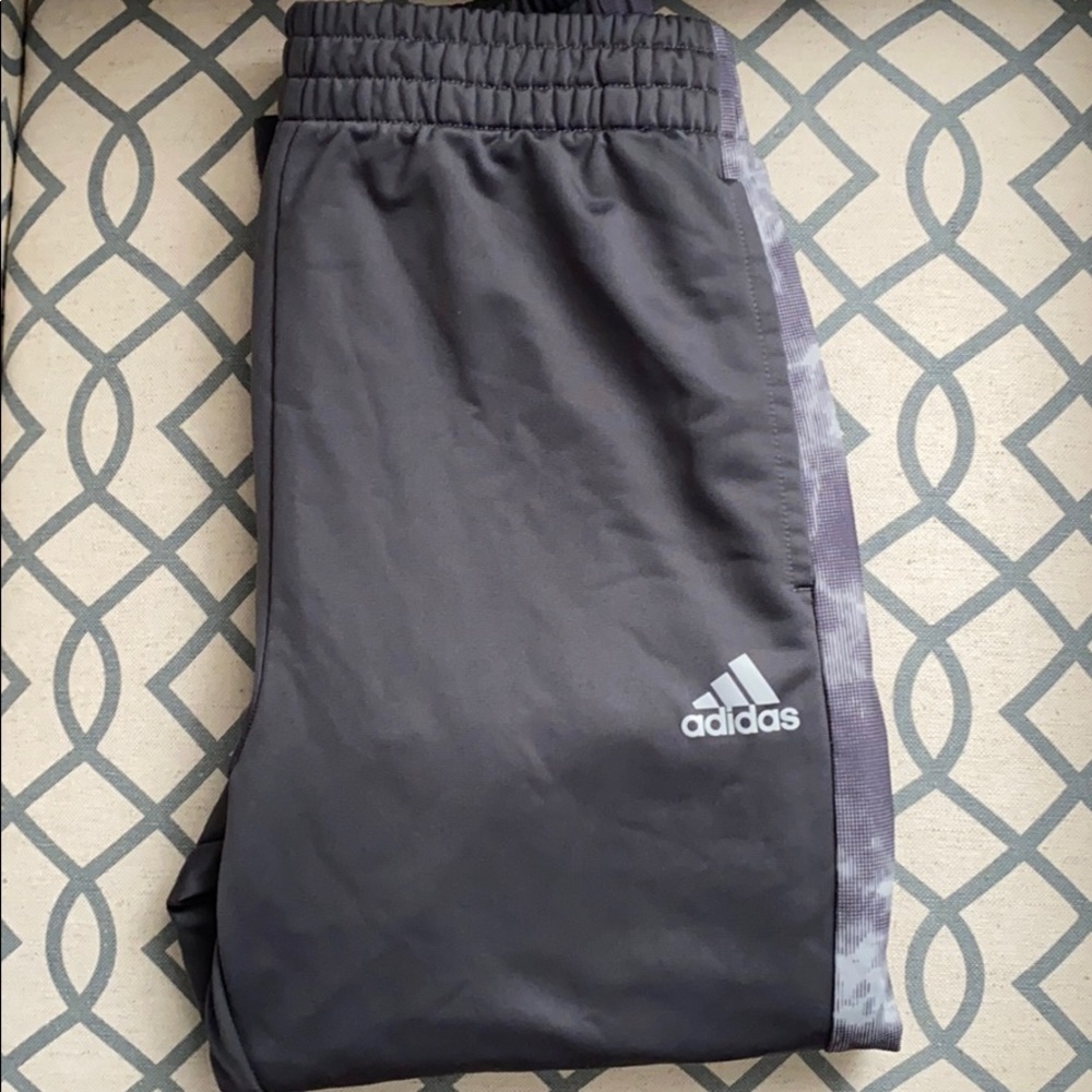 Adidas sweatpants. Fits womens XS.